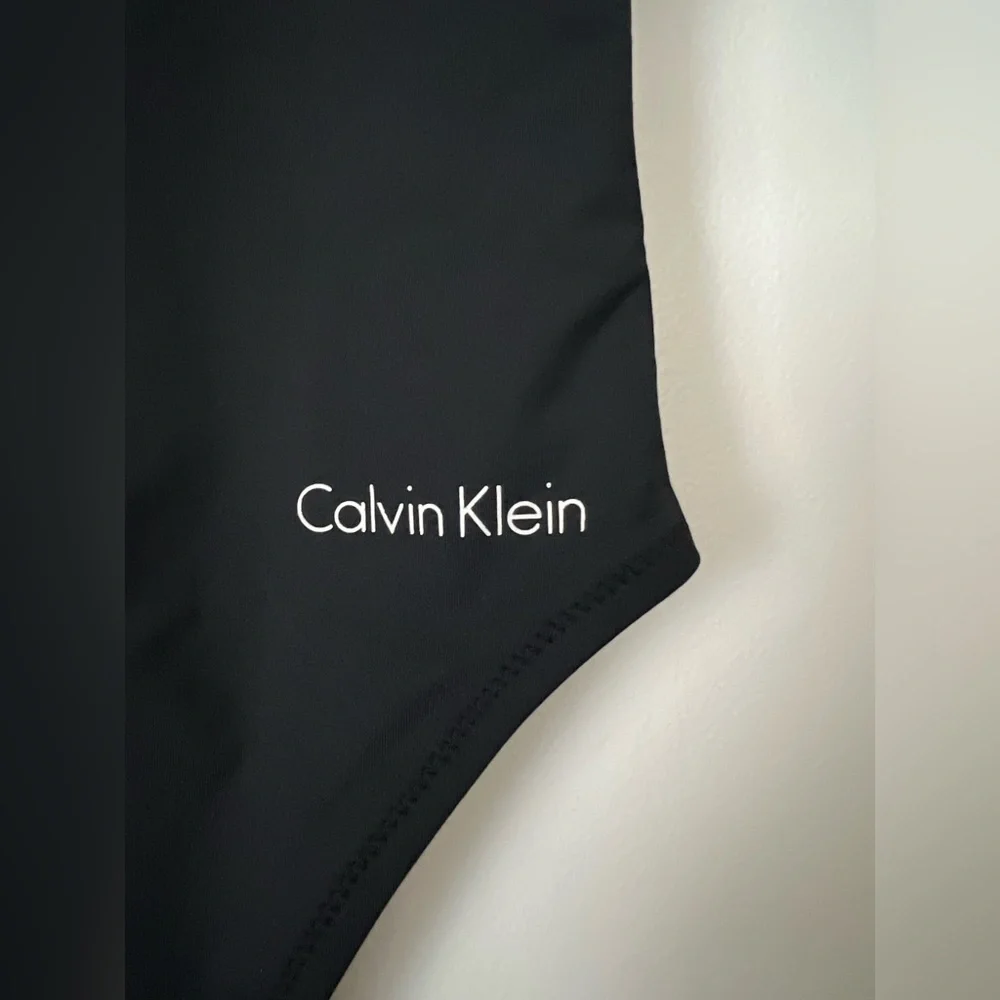 CALVIN KLEIN ONE PIECE SWIMSUIT | BLACK | SIZE MEDIUM | WITH LOGO - Picture 7 of 7